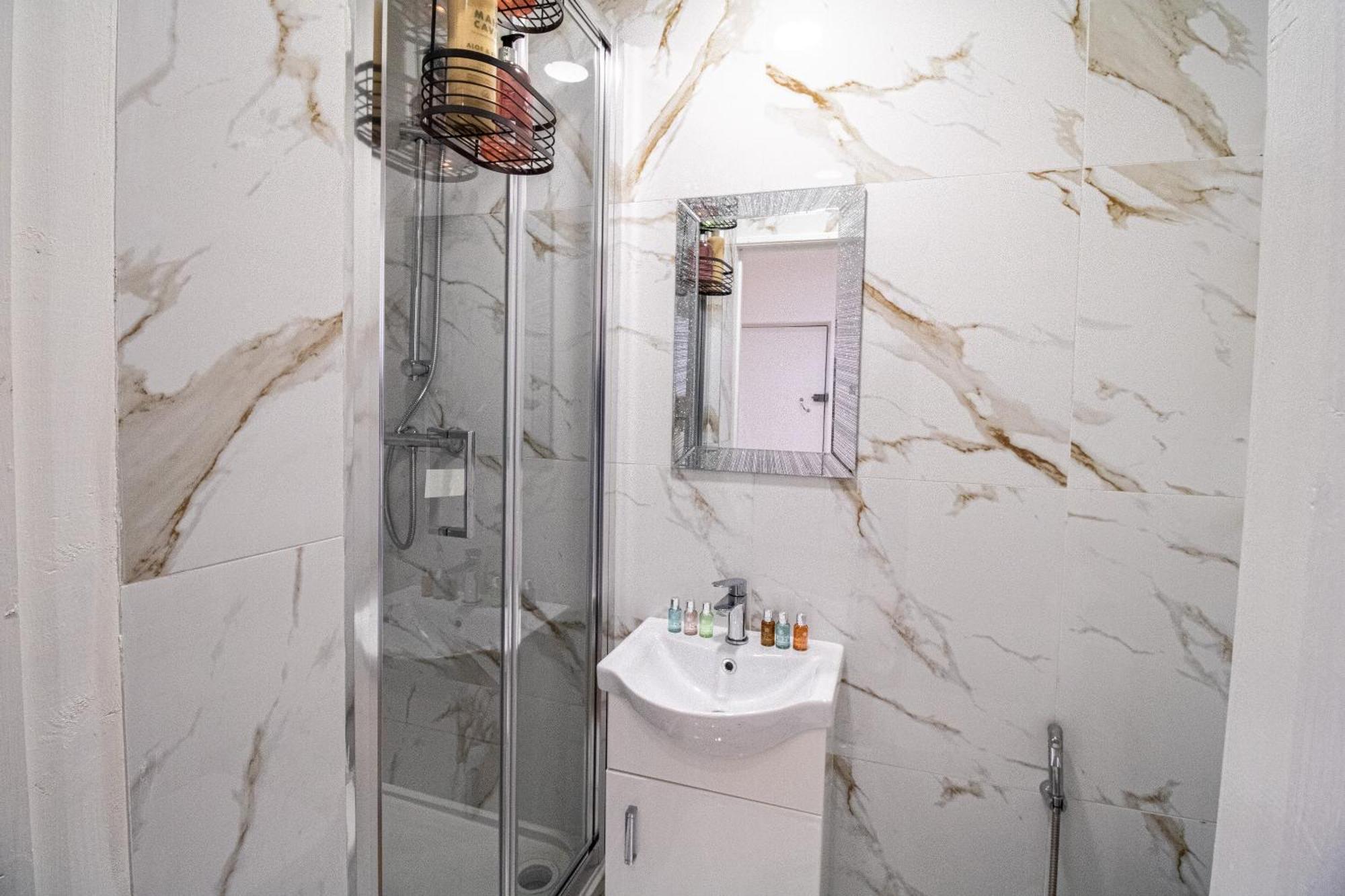 Modern 2-bedroom On Oxford Street 8gc Appartement Londen