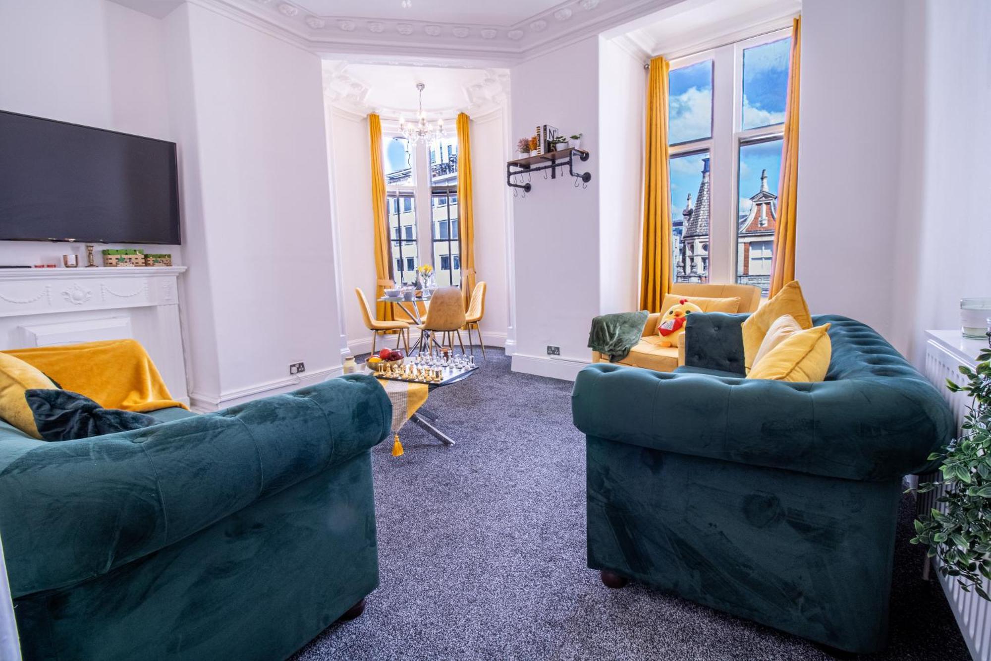 Modern 2-bedroom On Oxford Street 8gc Londen