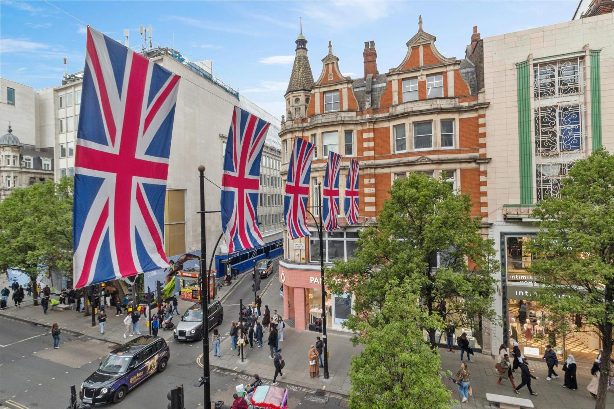Modern 2-bedroom On Oxford Street 8gc Londen