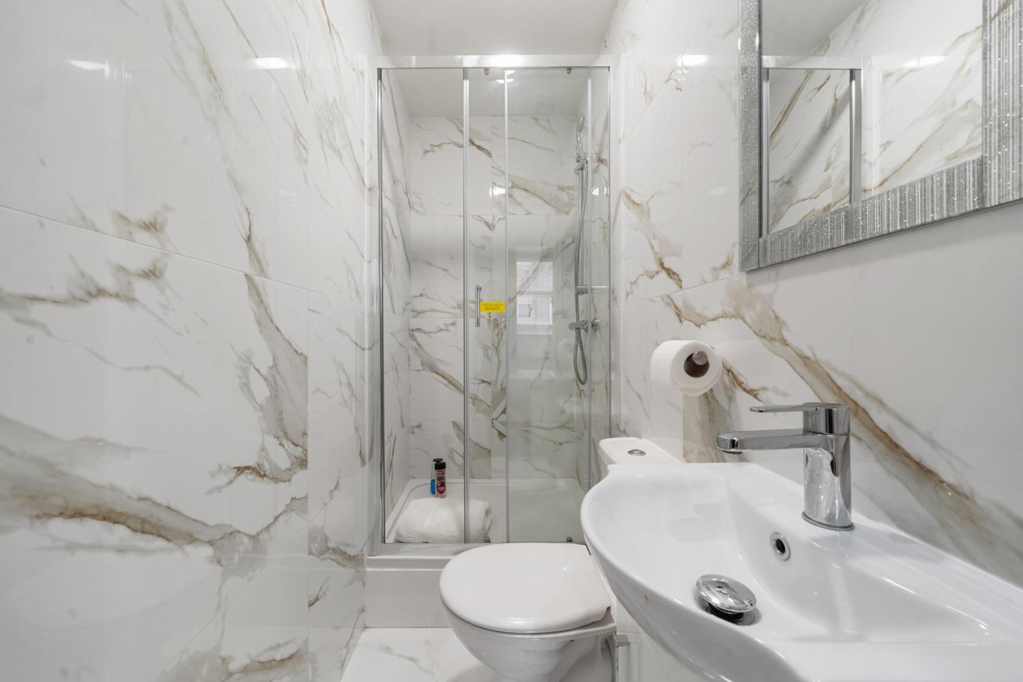 Modern 2-bedroom On Oxford Street 8gc Appartement